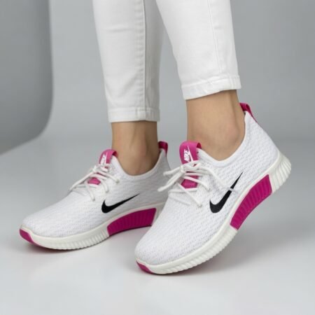 Sneakersy z Fuksją